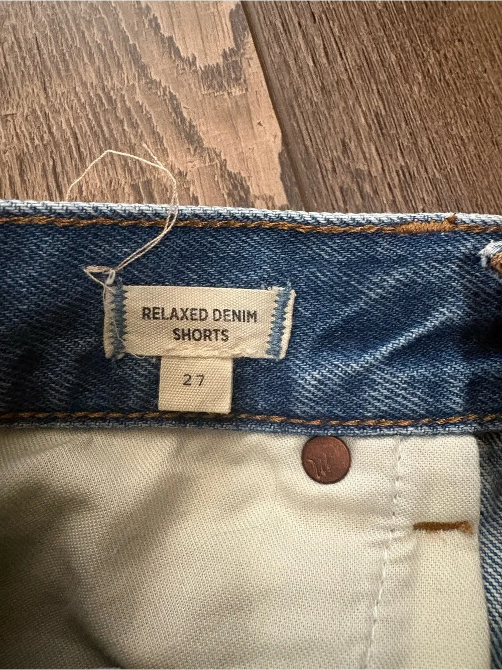 Madewell Relaxed Denim Shorts Kelton Wash Raw Hem Size 27